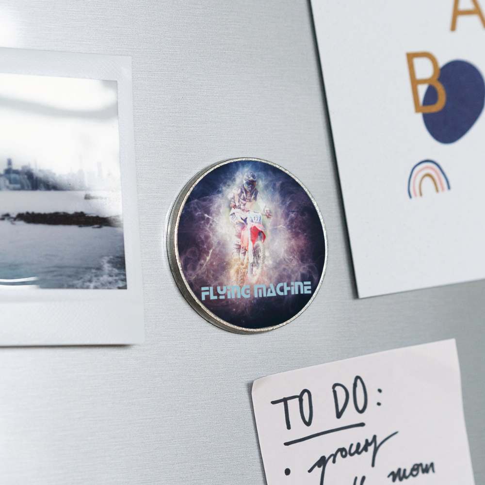 Runder Kühlschrankmagnet "Flying Machine" - mit Customizer personalisierbar - Weiß